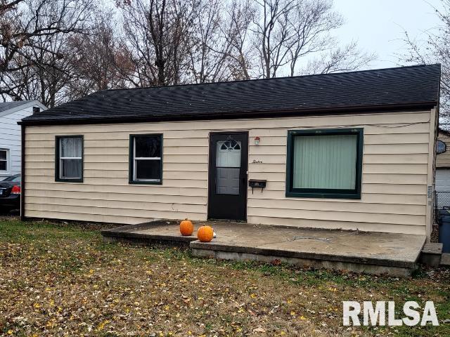 12 Gettysburg Dr in Springfield, IL - Building Photo