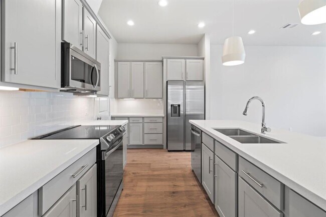 5911 Jasper Jones Wy in Houston, TX - Building Photo - Building Photo