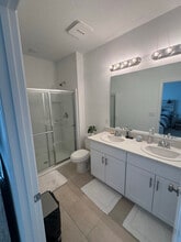 13124 Annie’s Walk Dr in Jacksonville, FL - Foto de edificio - Building Photo