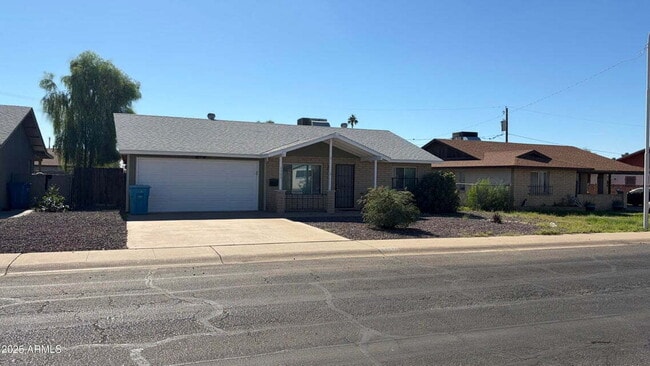 3707 W Alice Ave in Phoenix, AZ - Building Photo - Building Photo