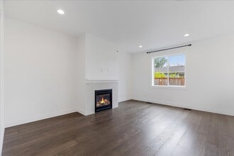 4147 SW Amelia Ter in Beaverton, OR - Building Photo - Building Photo
