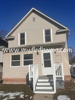 1302 Sinclair St in Fort Wayne, IN - Building Photo