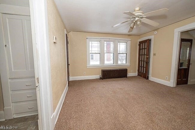 3114 Neosho Rd, Unit up in Youngstown, OH - Building Photo - Building Photo