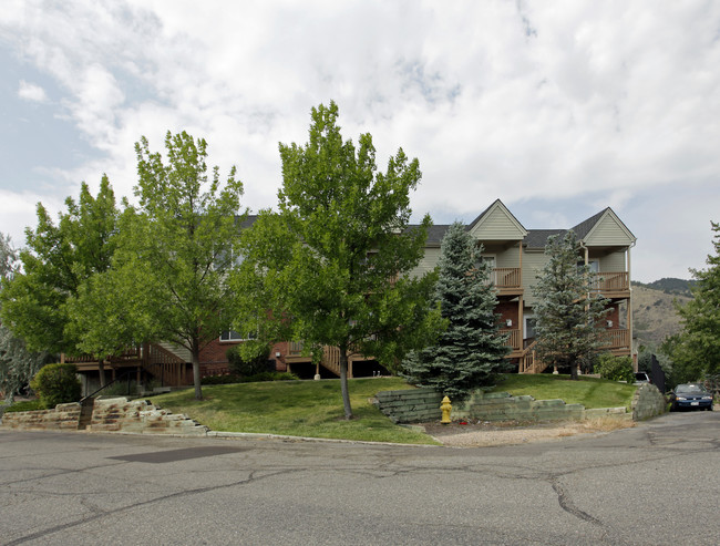 Golden Ridge Condominiums in Golden, CO - Building Photo - Building Photo