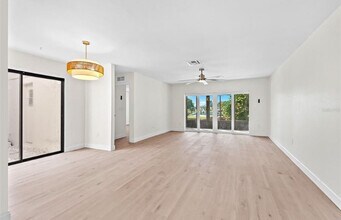 4448 Marine Pkwy in New Port Richey, FL - Building Photo - Building Photo