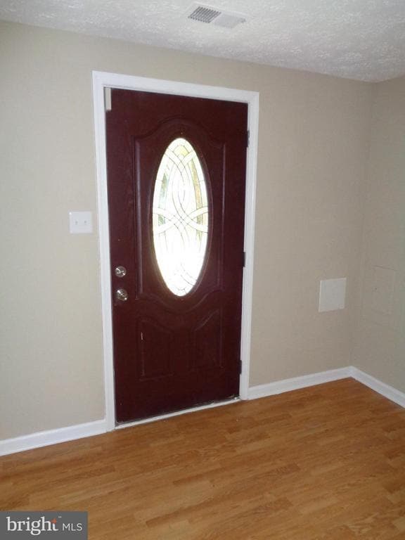 2044 Tanglewood Dr in Waldorf, MD - Building Photo - Building Photo