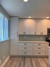 705 Strom Dr in West Dundee, IL - Building Photo - Building Photo
