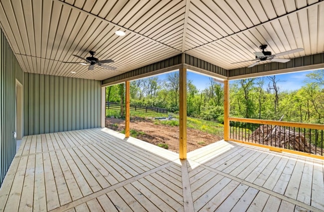 100 Seven Oaks Dr in Richmond, KY - Foto de edificio - Building Photo