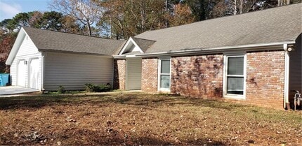 4083 Deerbrook Way SW in Lilburn, GA - Building Photo - Building Photo
