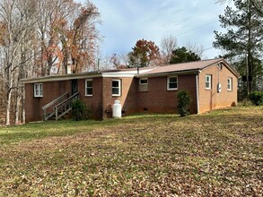 263 R R Eppes Rd in Meherrin, VA - Building Photo - Building Photo