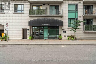 200-200 Besserer St in Ottawa, ON - Building Photo - Building Photo
