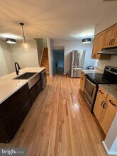 9365 Tartan View Dr in Fairfax, VA - Building Photo - Building Photo