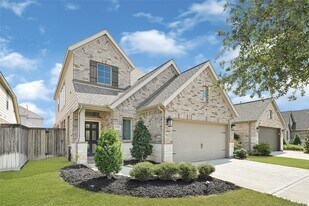 10830 Cassiopeia Creek Cir in Richmond, TX - Building Photo