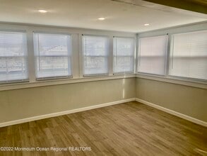 209 Pine Dr in Berkeley Township, NJ - Building Photo - Building Photo