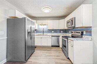 925 Winterberry Dr in Fayetteville, NC - Building Photo - Building Photo