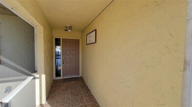 8427 Brandeis Cir E in Sarasota, FL - Building Photo - Building Photo