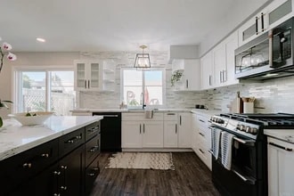 2603 Via Bocas, Unit D in Carlsbad, CA - Foto de edificio - Building Photo