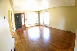 1110 Dallas Ave SE in Grand Rapids, MI - Building Photo - Building Photo