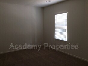 7288 Emma Ct in Douglasville, GA - Building Photo - Building Photo