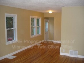 2932 Texas Ave S in Minneapolis, MN - Building Photo - Building Photo