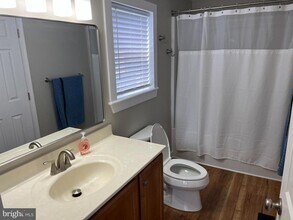 206 Cashmere Dr in Martinsburg, WV - Building Photo - Building Photo