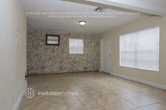 810 N 69th Ave in Hollywood, FL - Building Photo - Building Photo
