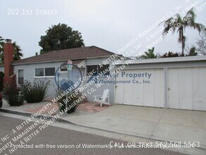 202 1st St in Seal Beach, CA - Building Photo - Building Photo