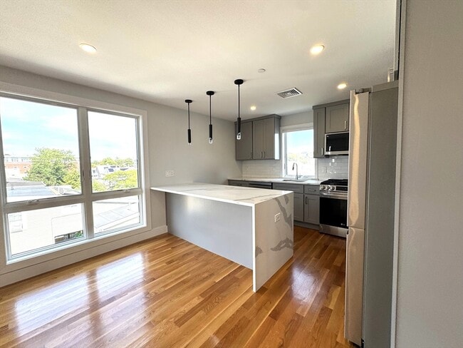 property at 39 Rich St