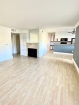7045 Woodley Ave, Unit 212 in Los Angeles, CA - Building Photo
