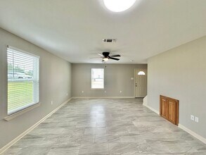11022 US-271 in Tyler, TX - Building Photo - Building Photo
