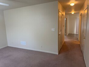 120-122 E Cornhill St in Cameron, MO - Building Photo - Building Photo