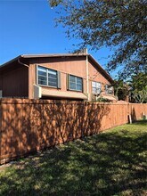 6904 SW 114th Pl in Miami, FL - Building Photo - Building Photo