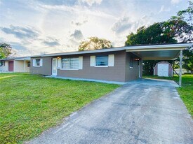 622 Plymouth St in Melbourne, FL - Building Photo