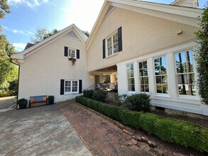 1610 Ridge Rd in Raleigh, NC - Building Photo - Building Photo