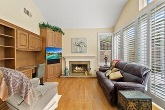 21432 Bastia in Mission Viejo, CA - Building Photo - Building Photo