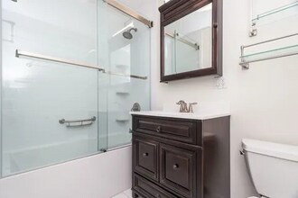 1340 N Dearborn St, Unit 12A in Chicago, IL - Building Photo - Building Photo