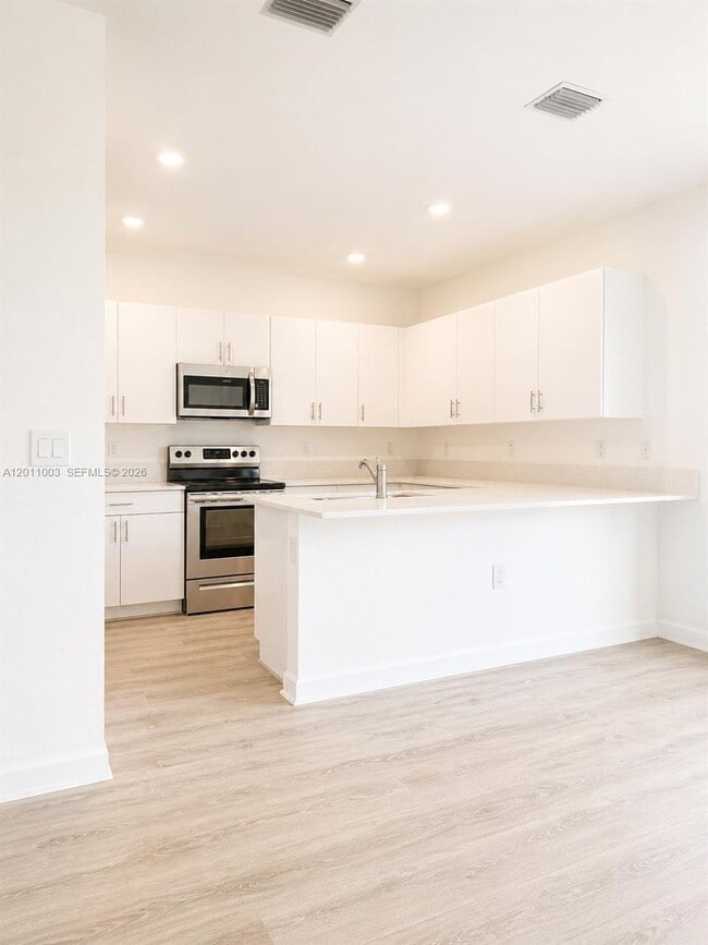 property at 925 NE 211th St