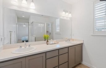 2040 Sycamore Grove Ln in Roseville, CA - Building Photo - Building Photo