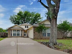 19607 Lake Hollow Ln in Houston, TX - Building Photo