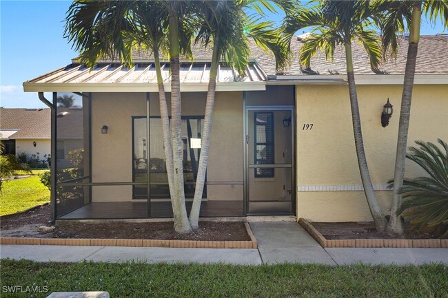 property at 1518 SW Courtyards Ln