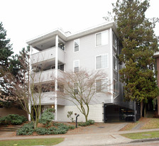 5307 Ravena Pl NE Apartments