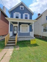 852 8th Ave in Brackenridge, PA - Building Photo