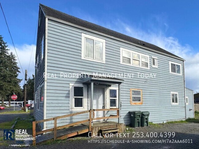 206 128th St S in Parkland, WA - Building Photo - Building Photo