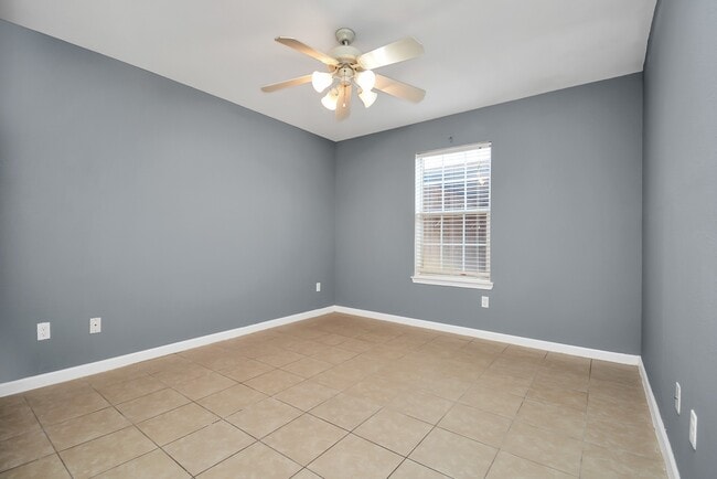 property at 11899 Algonquin Dr