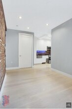LOWER EAST SIDE 4 BED 2 BATH - WON'T LAST!!! in New York, NY - Building Photo - Building Photo