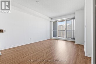 5 Michael Power Pl in Toronto, ON - Building Photo - Building Photo