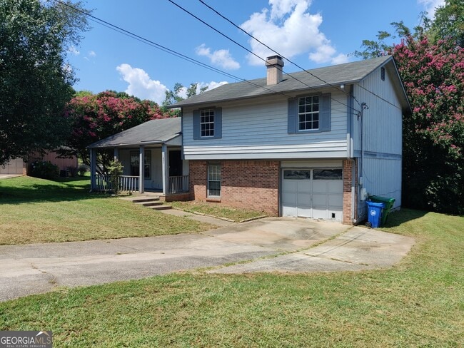 property at 5394 Radford Ln