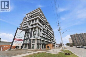461 Green Rd in Stoney Creek, ON - Building Photo - Building Photo