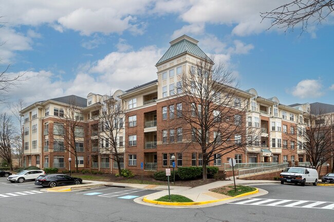 Stratford Condominiums