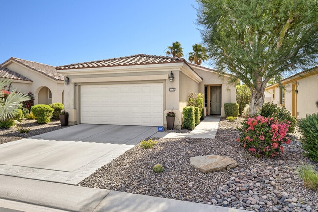 property at 41562 Via Arleta